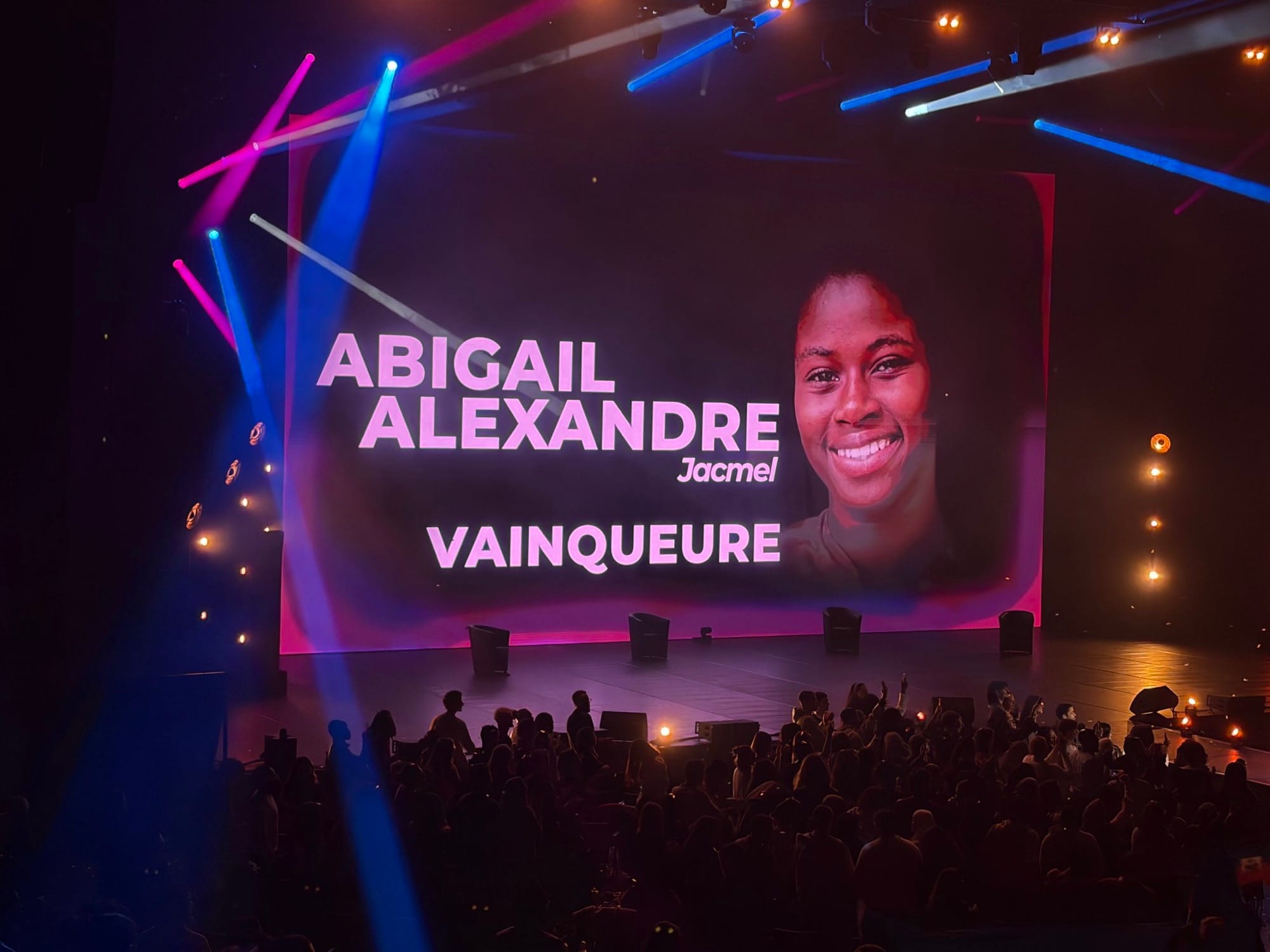 Abigaïl Alexandre lauréate du concours Eloquentia 2026 à Paris".