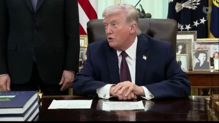 Le président Trump annonce le calendrier de retrait de l'Iran, mars 2026." N'oubliez pas de remplir la balise Alt de l'image.